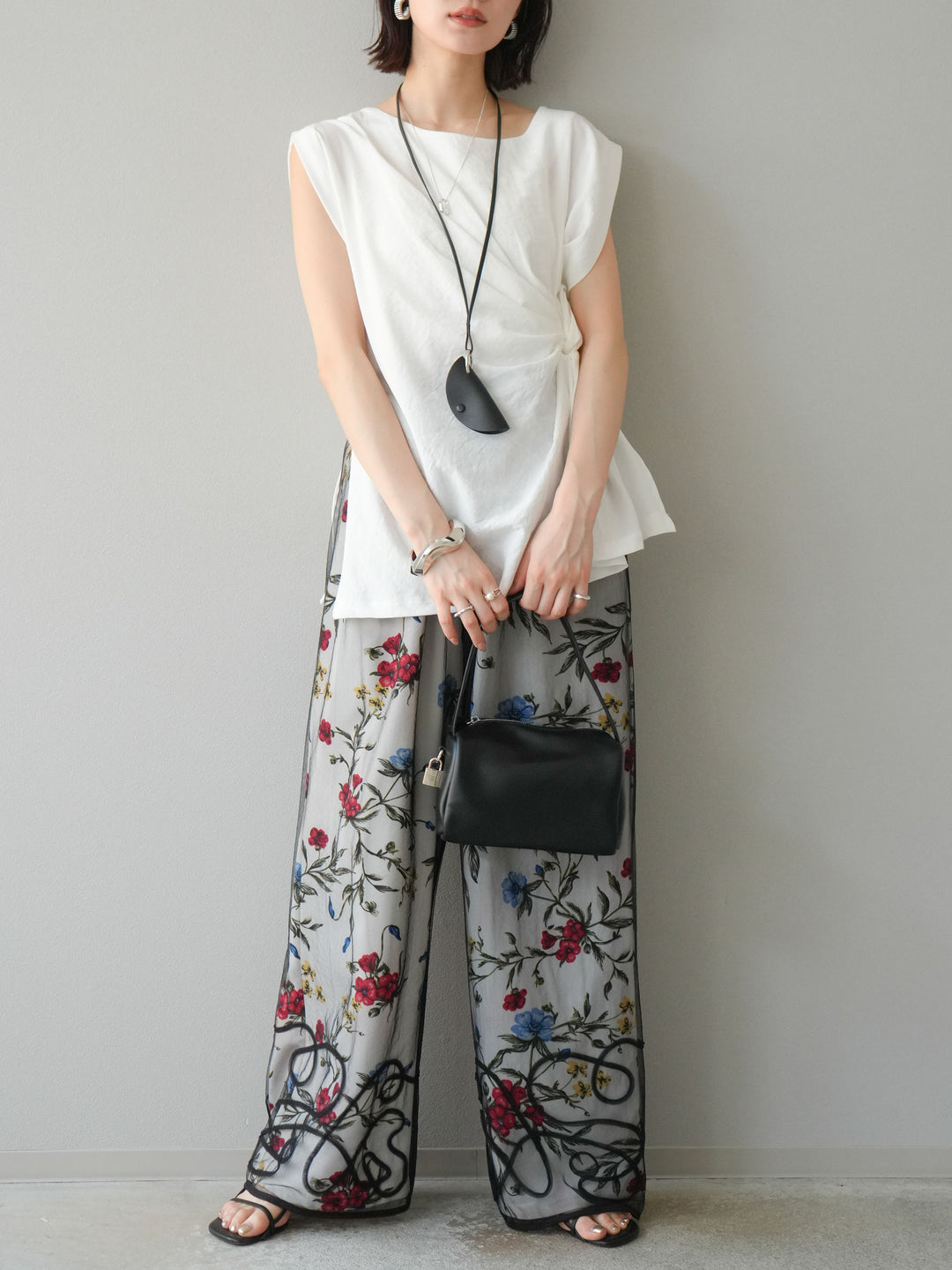 【預購】植物圖案休閒褲/米白色