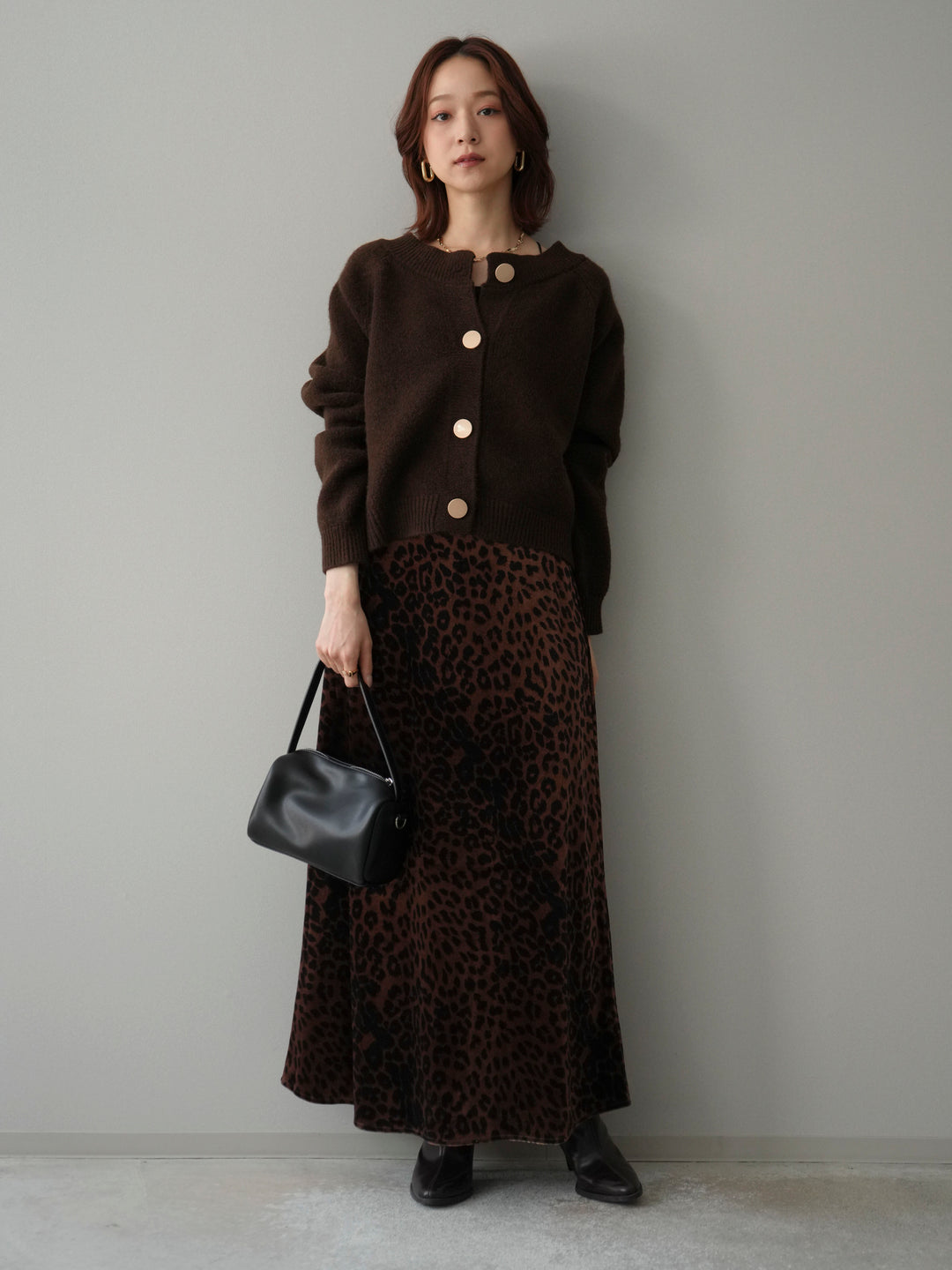 [SET]BIGボタンニットカーディガン+レオパードベロアナロースカート(2set)