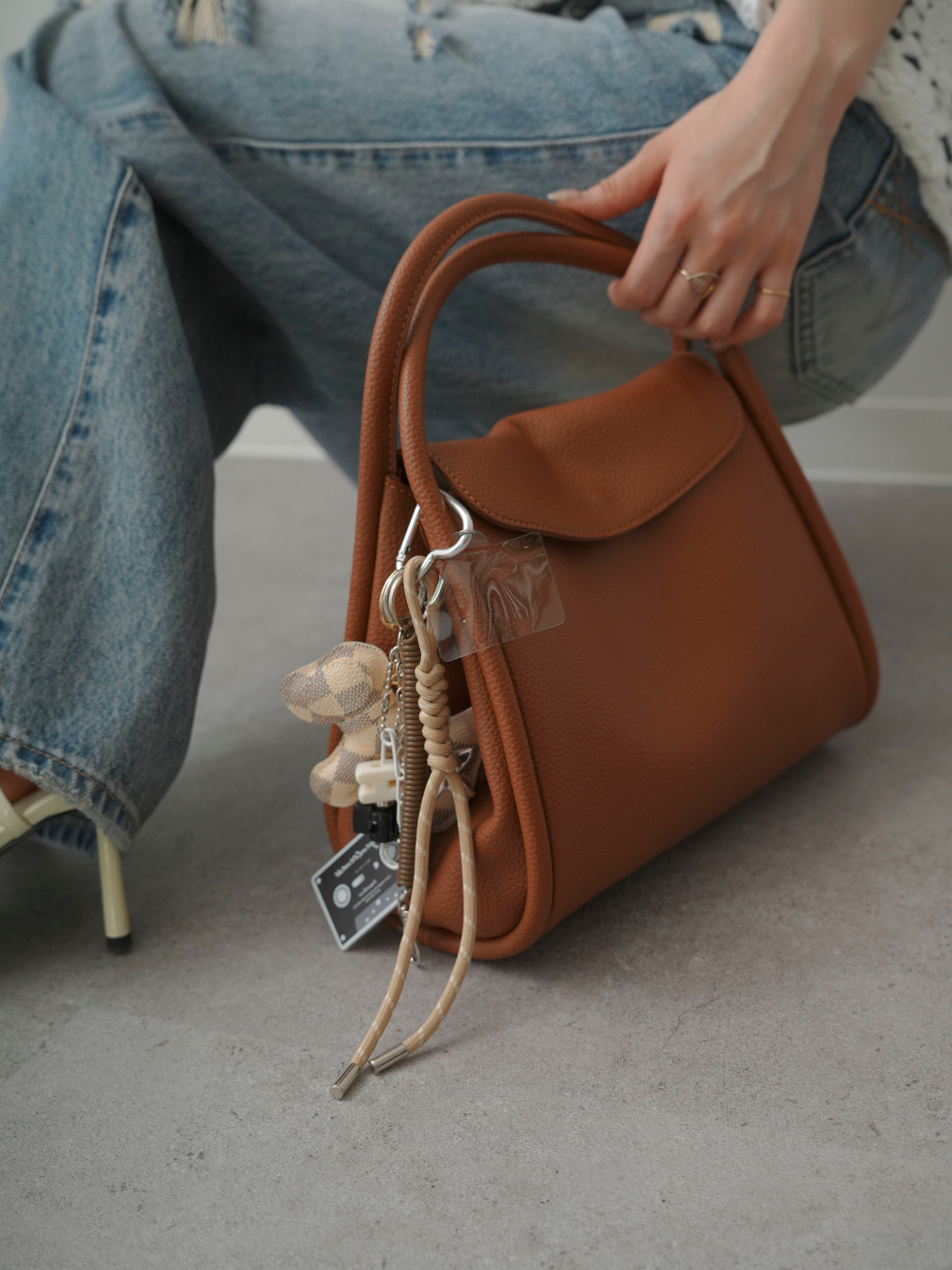 新品！ gazet（ガゼット）バッグチャーム 予約]カセットテープ×DOGチャーム/white – Lumier