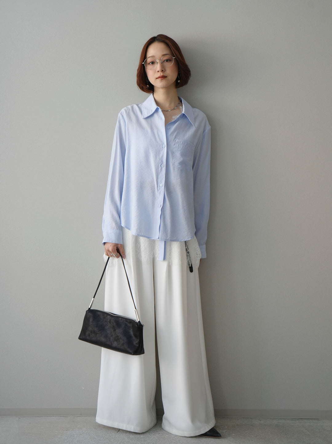 [予約]レイヤードデザイン裾レースブラウス/blue