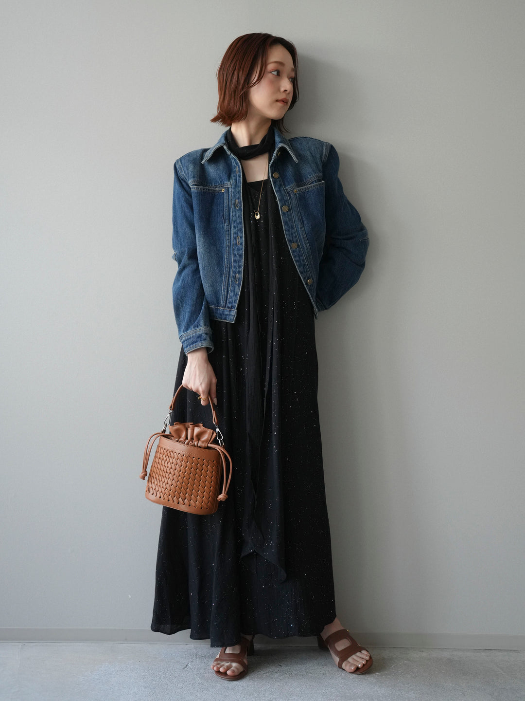 [予約]ラメツイストストラップVバックドレス/black
