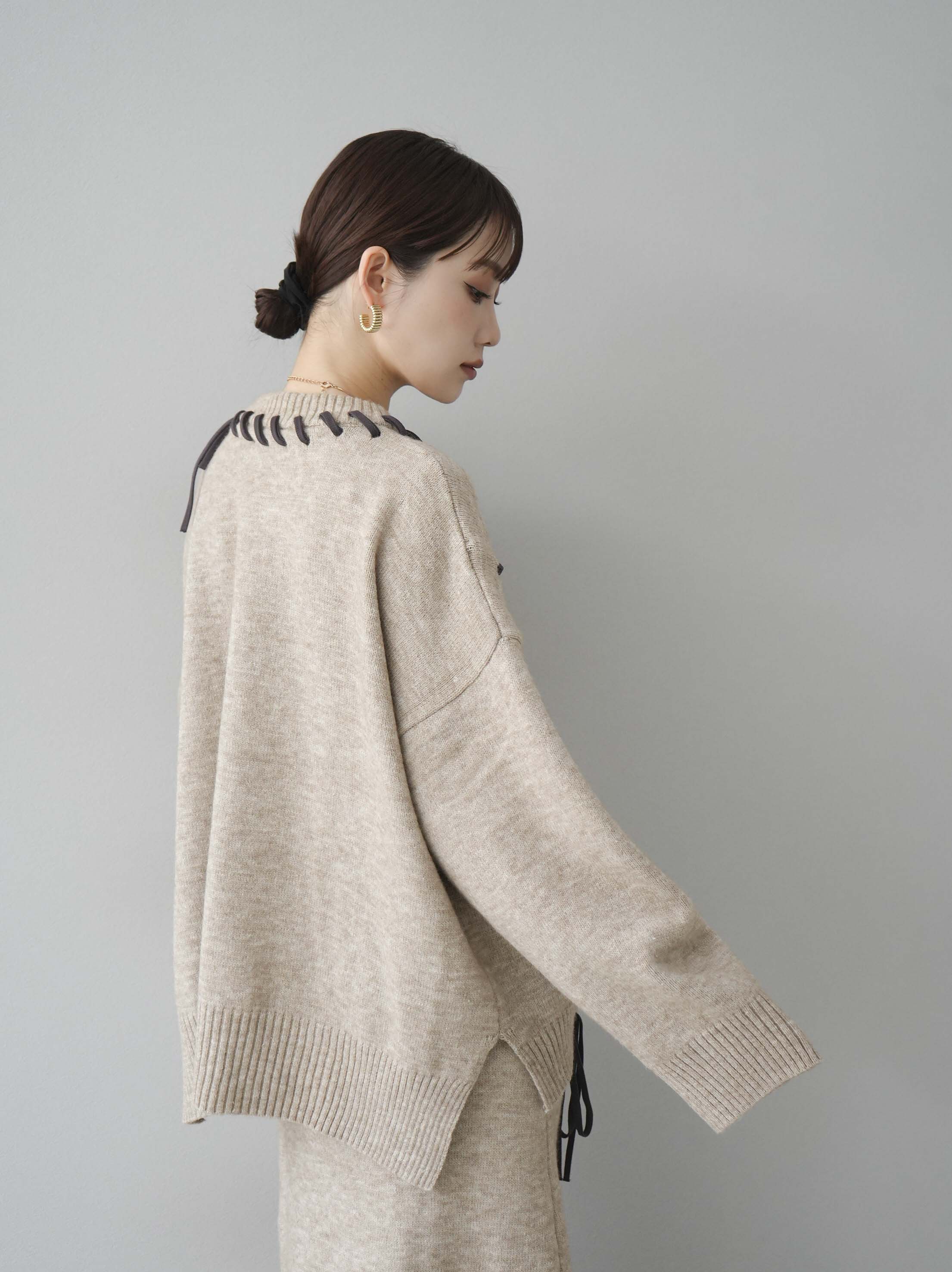 予約]ハンドステッチ配色オーバーニットプルオーバー/ベージュ – Lumier