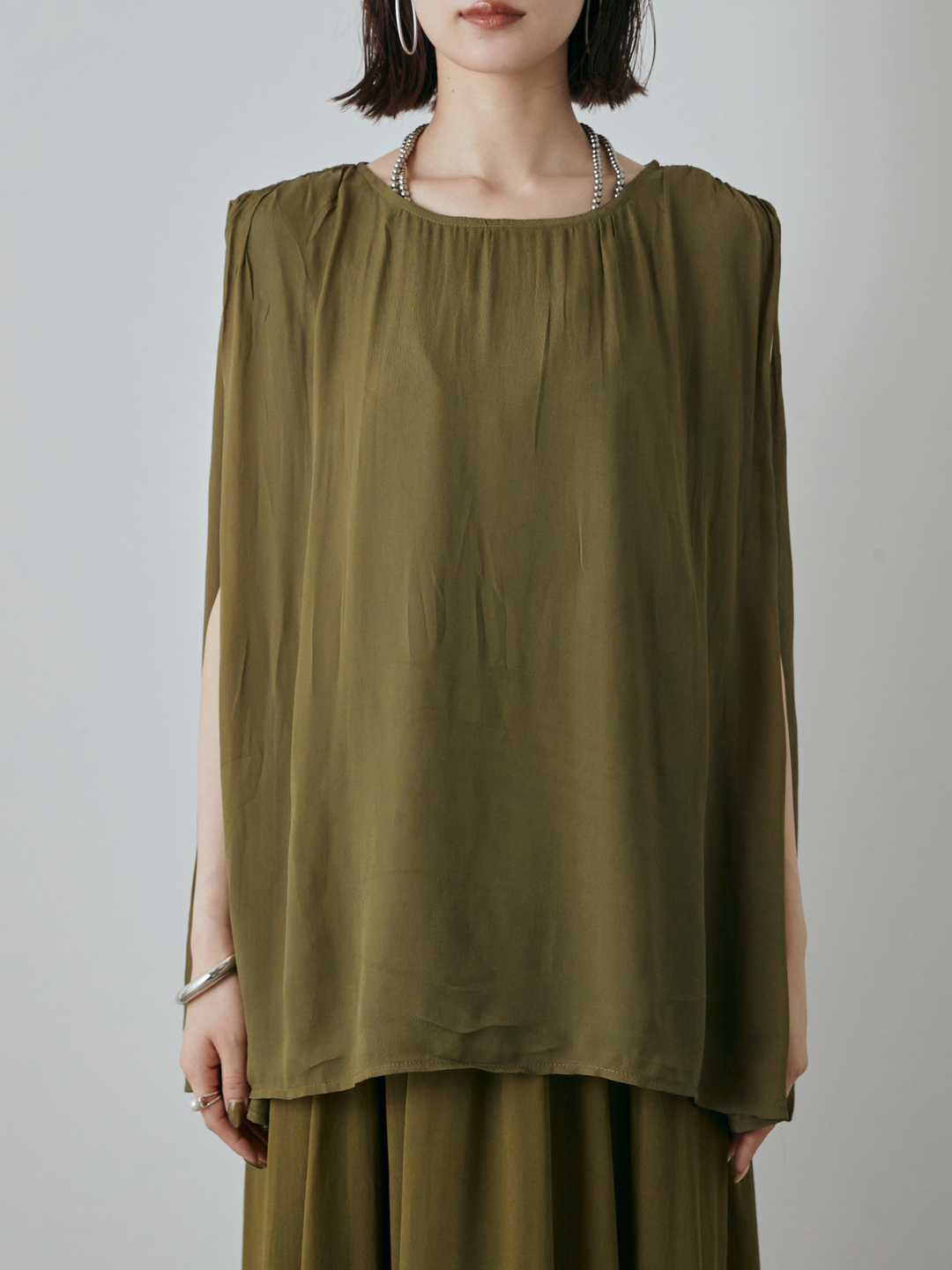 [預購] 透視褶肩襯衫/綠色