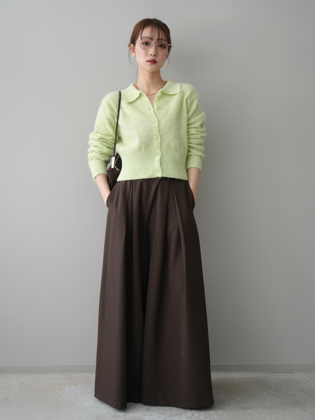 [SET]モヘア衿付きボタンプルオーバー+テープベルトタックバギーパンツ(2set)