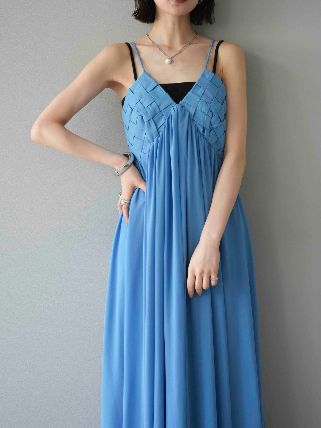 [予約]編み込みデザインシフォンワンピース/ブルー