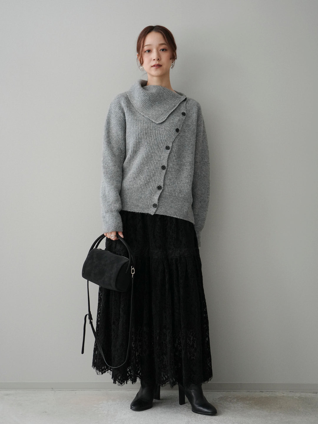 [SET]ハイネックデザインボタンニットカーディガン+起毛レースティアードスカート(2set)