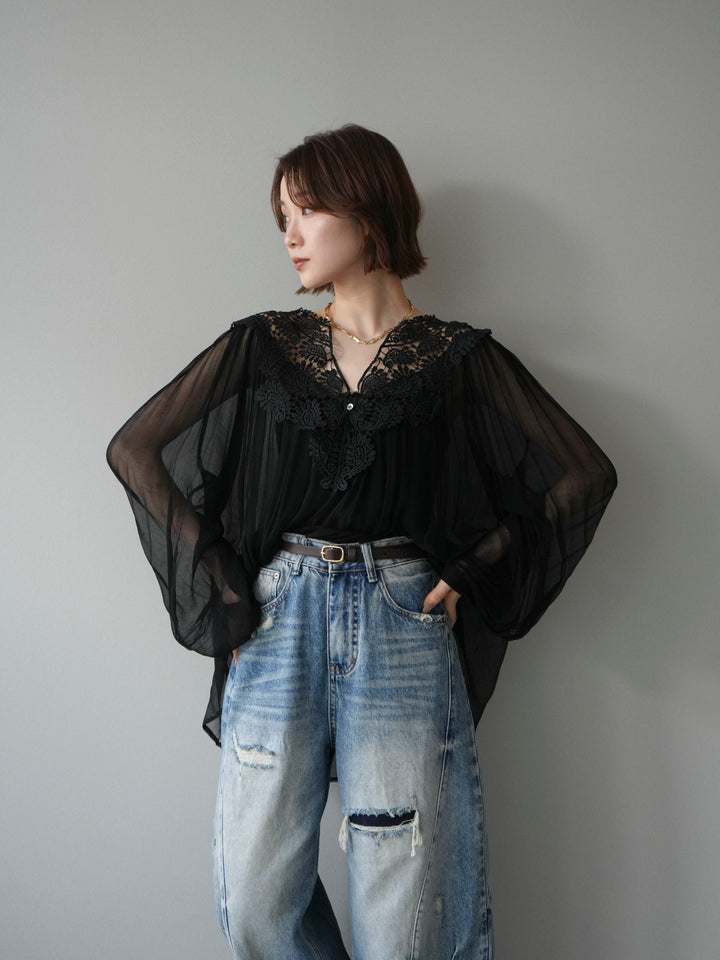 [予約]レースディテールシアーブラウス/black