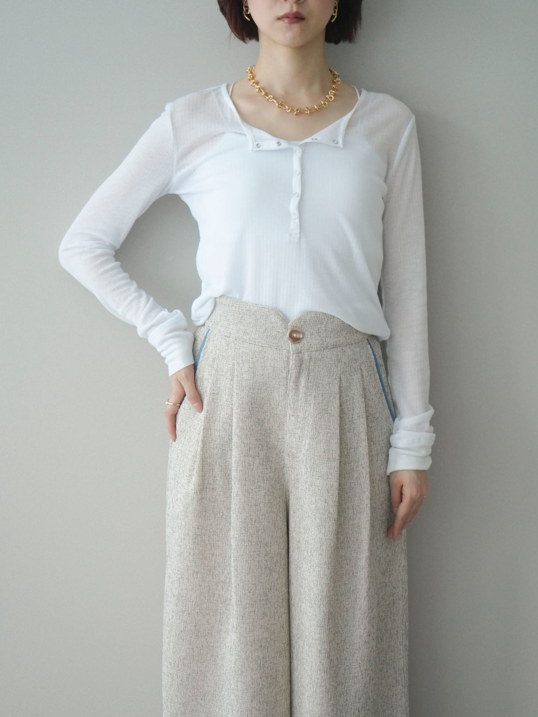 [予約]シアーリブヘンリーネックロンT/white