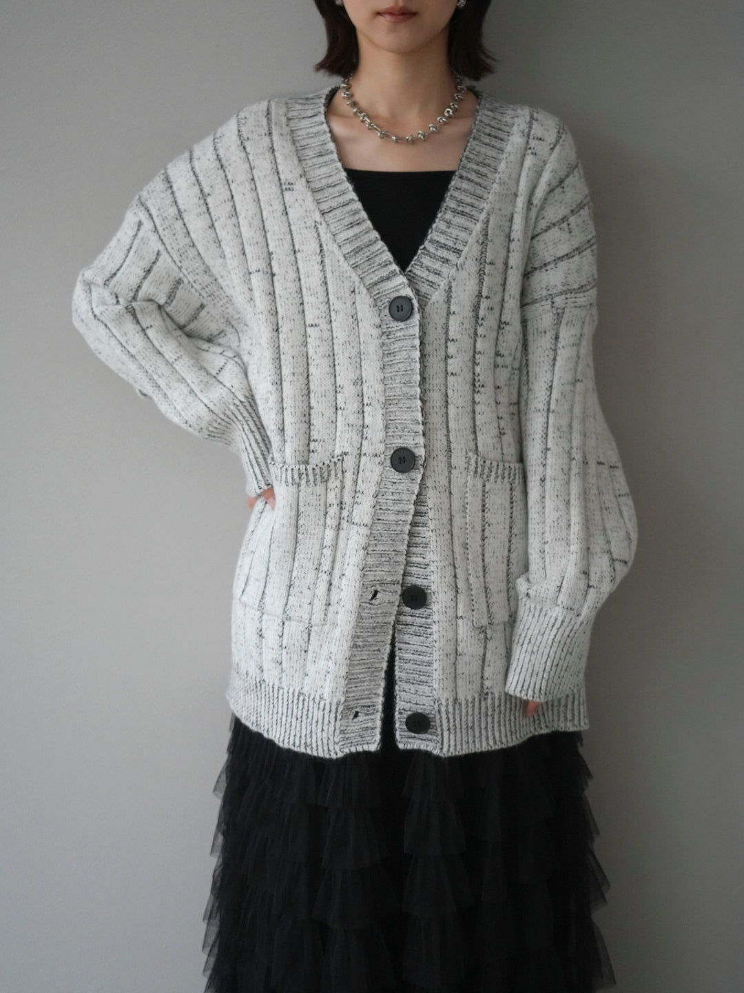 [予約]プレーティングオーバーニットカーディガン/white