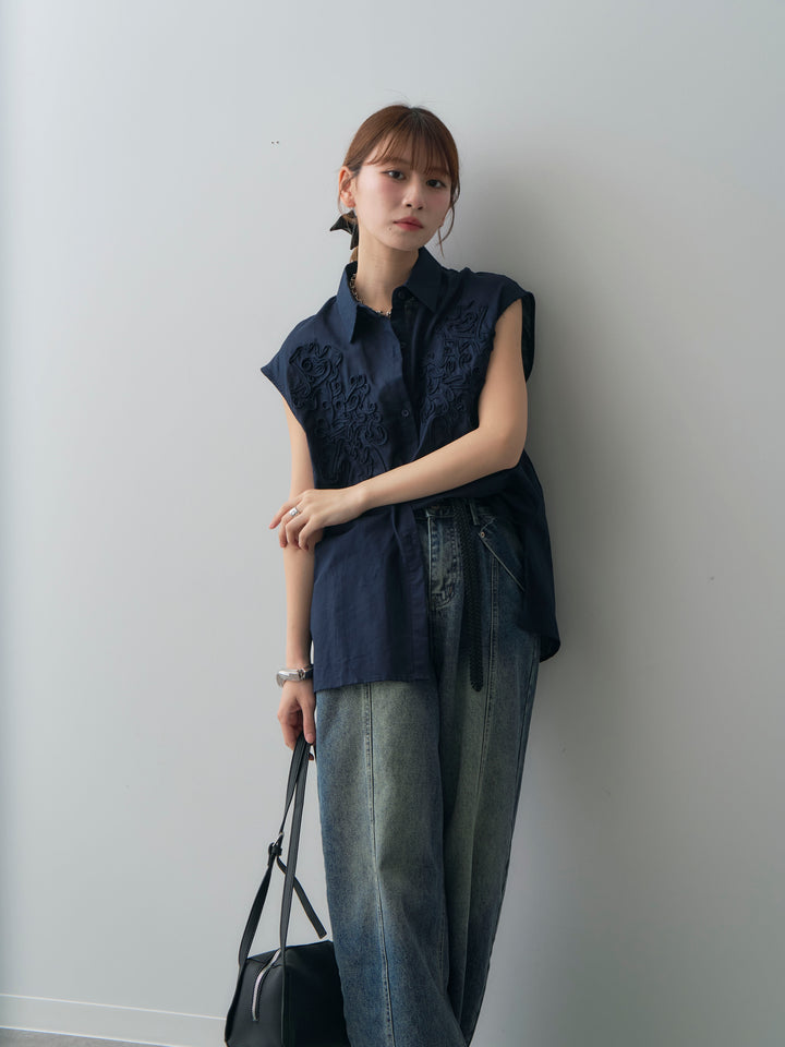 [予約]コード刺繍スリーブレスシャツ/navy