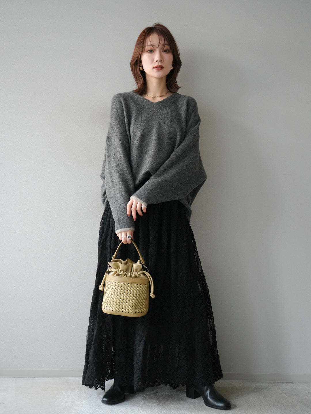 [SET]Vネック配色スリーブニットプルオーバー+選べるアクセセット(2set)