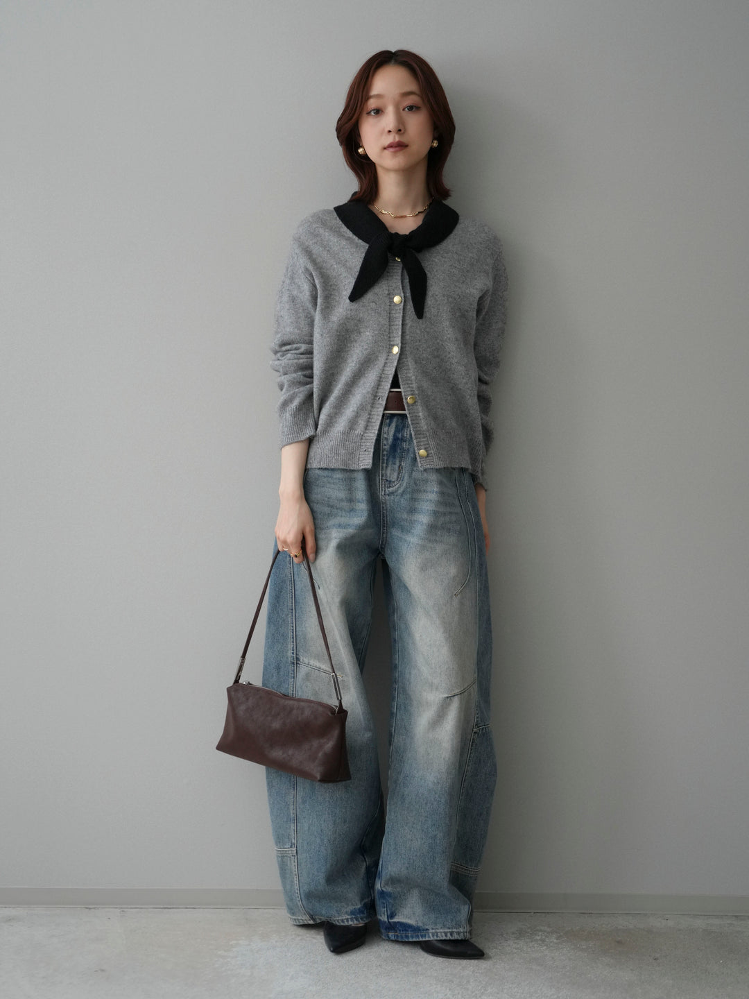 [SET]デザイン襟ニットカーディガン+ベルト付カーブデニムパンツ(2set)