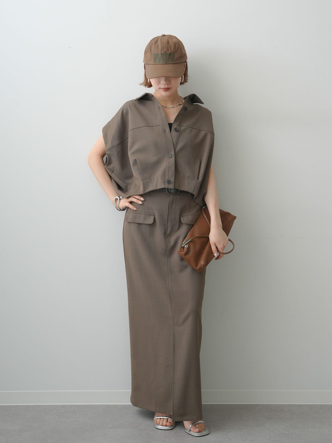 [予約]クレープデシンフラップ付きストレートスカート/brown