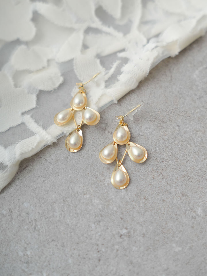 [予約]ティアドロップパールピアス/gold