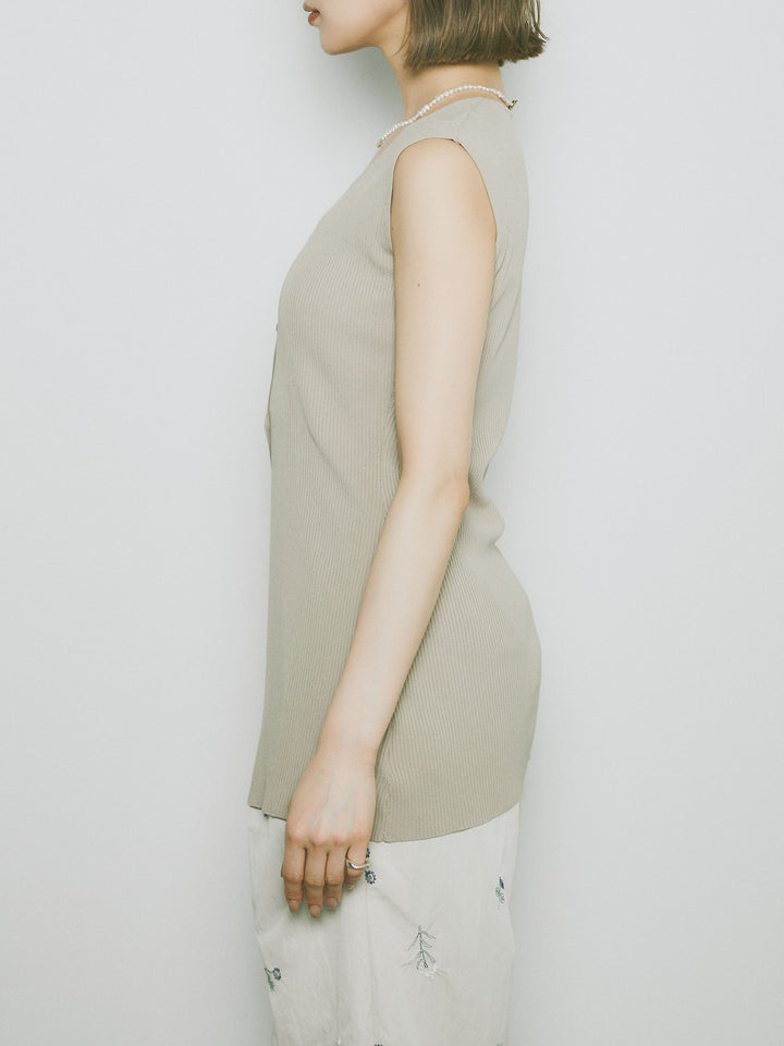 [予約]フロントスリットリブシェイプニットトップス/ベージュ