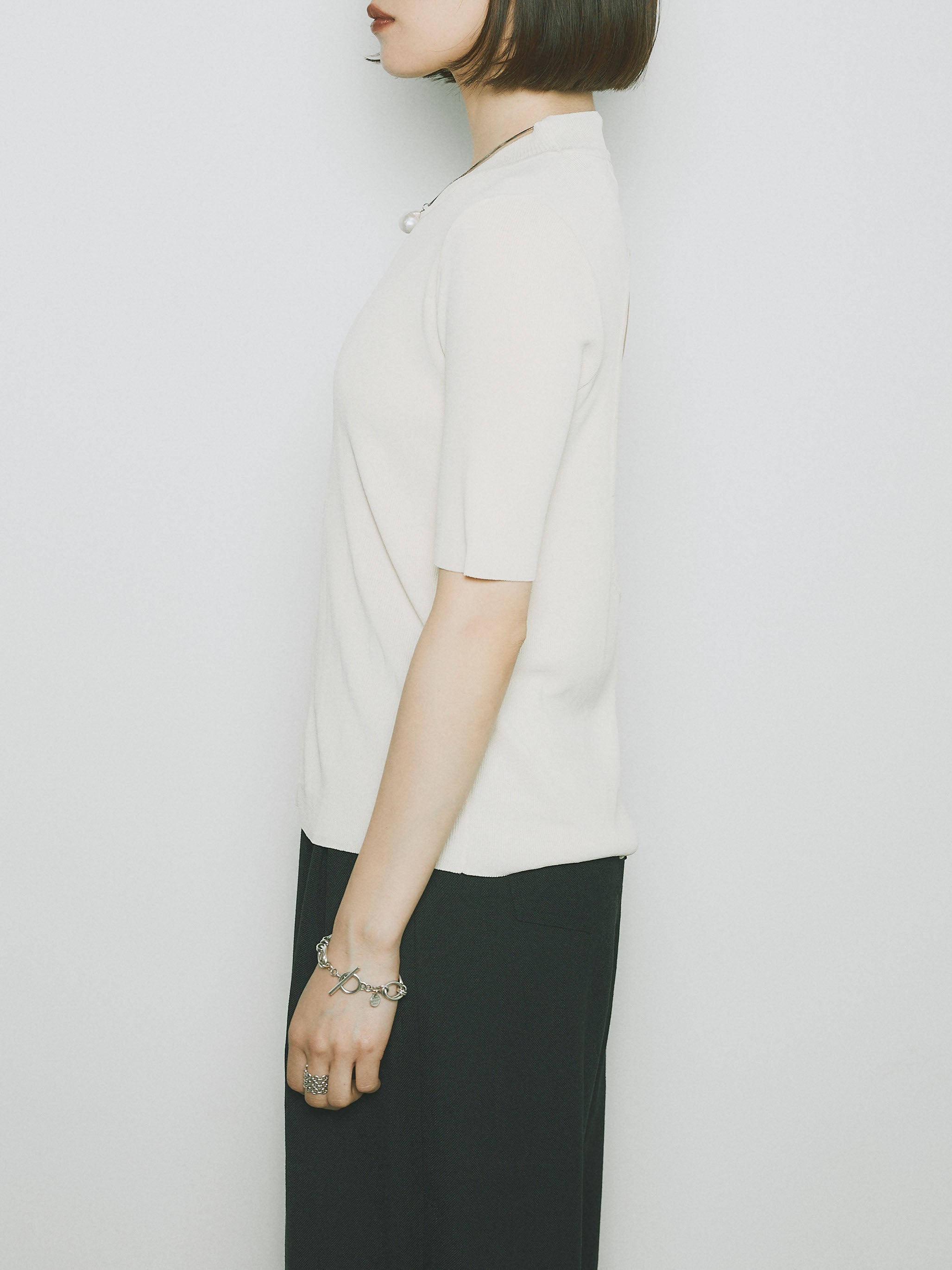 正規品◎ アニュアンス　バックオープンニットトップス　アイボリー バックオープンニットトップス（ニット）｜ánuans（アニュアンス