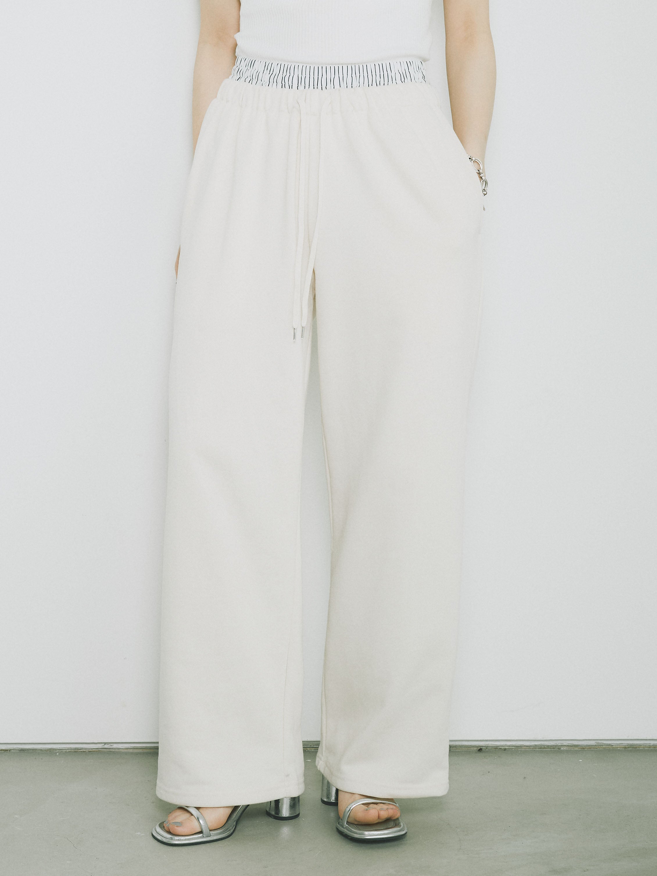 予約]ダブルウエストスウェットパンツ/エクリュ – Lumier