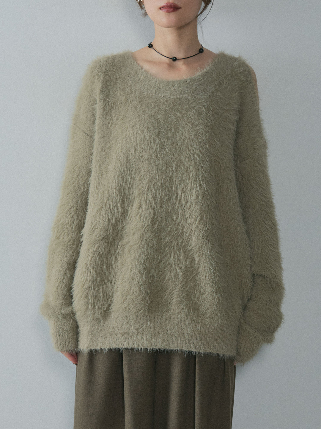 [予約]ショルダースリットシャギーニットプルオーバー/beige