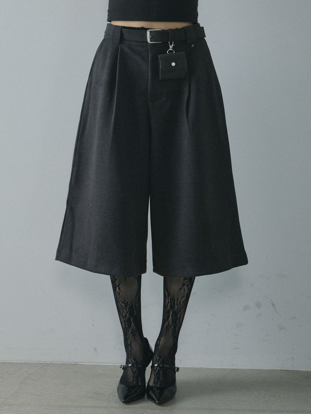 [予約]ベルト付ウールタッチミディアムパンツ/グレー