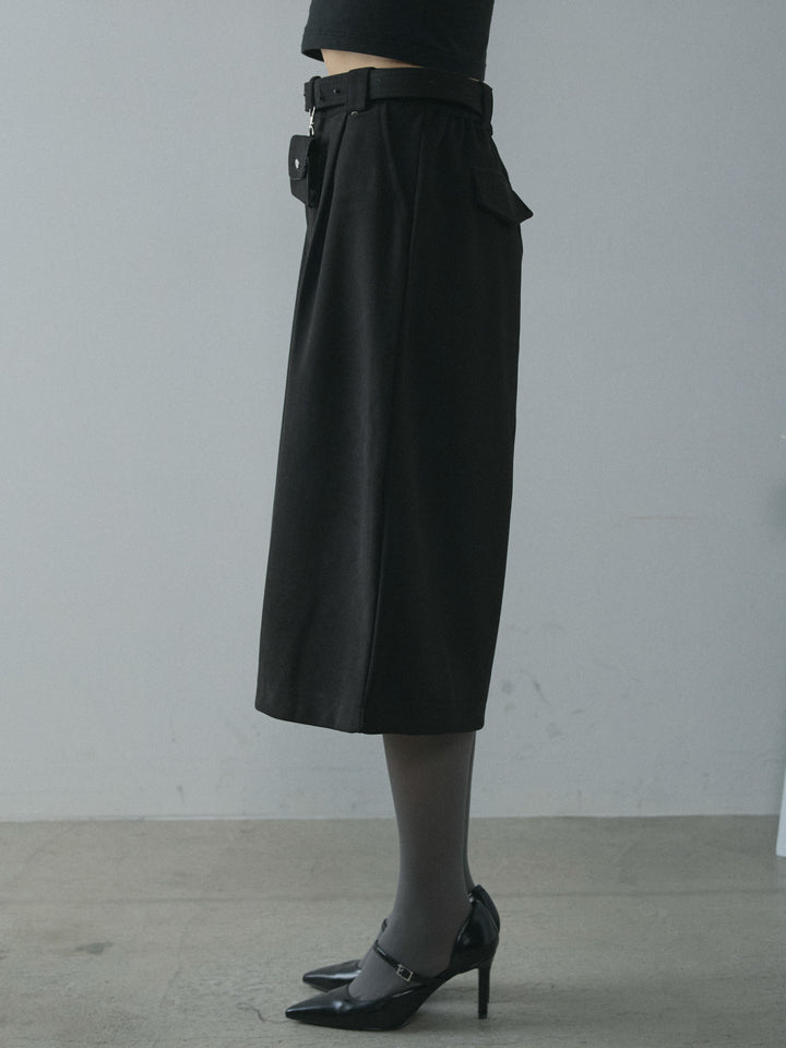 [予約]ベルト付ウールタッチミディアムパンツ/ブラック