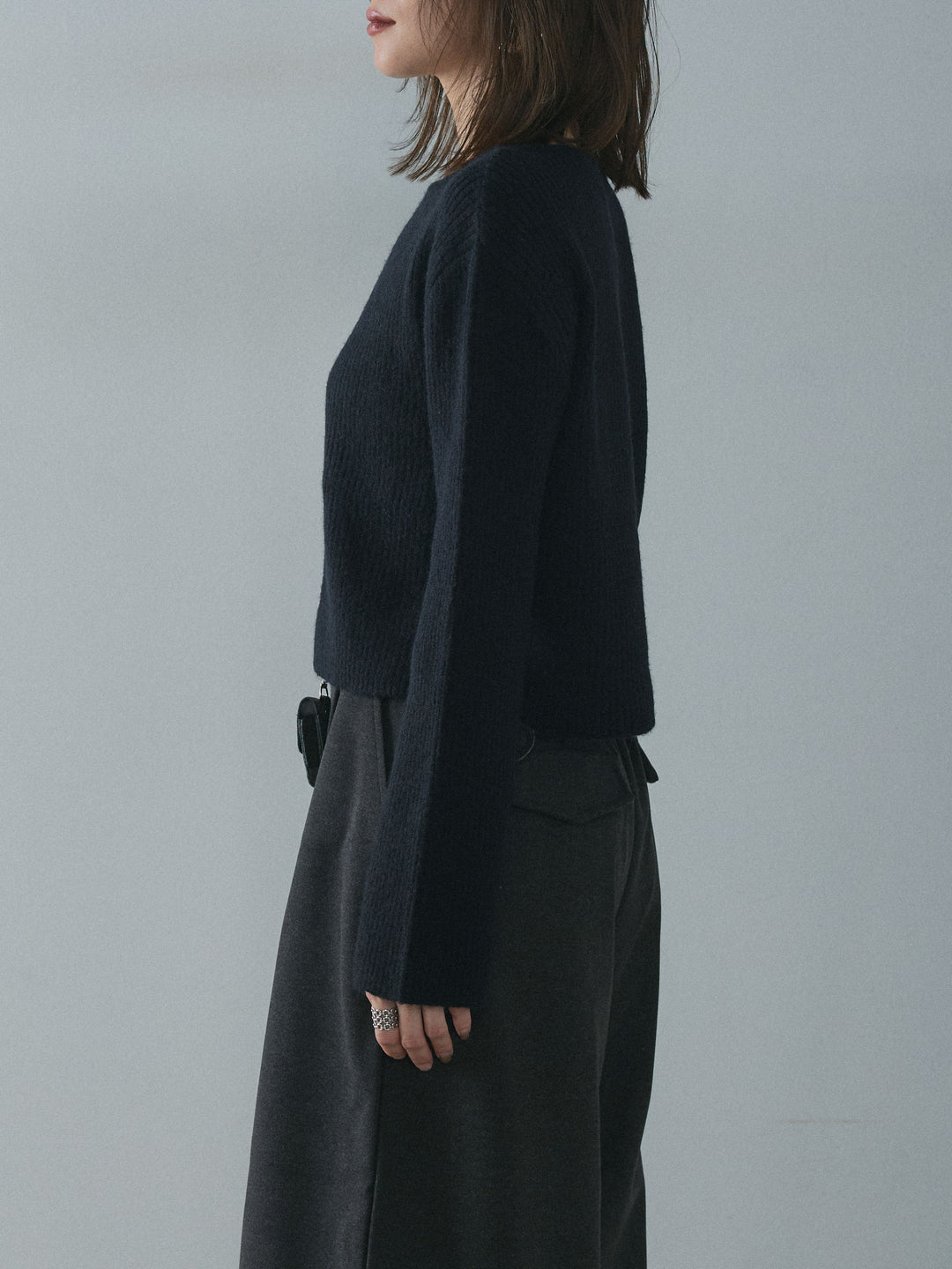 [予約]デザインショートニットカーディガン/black