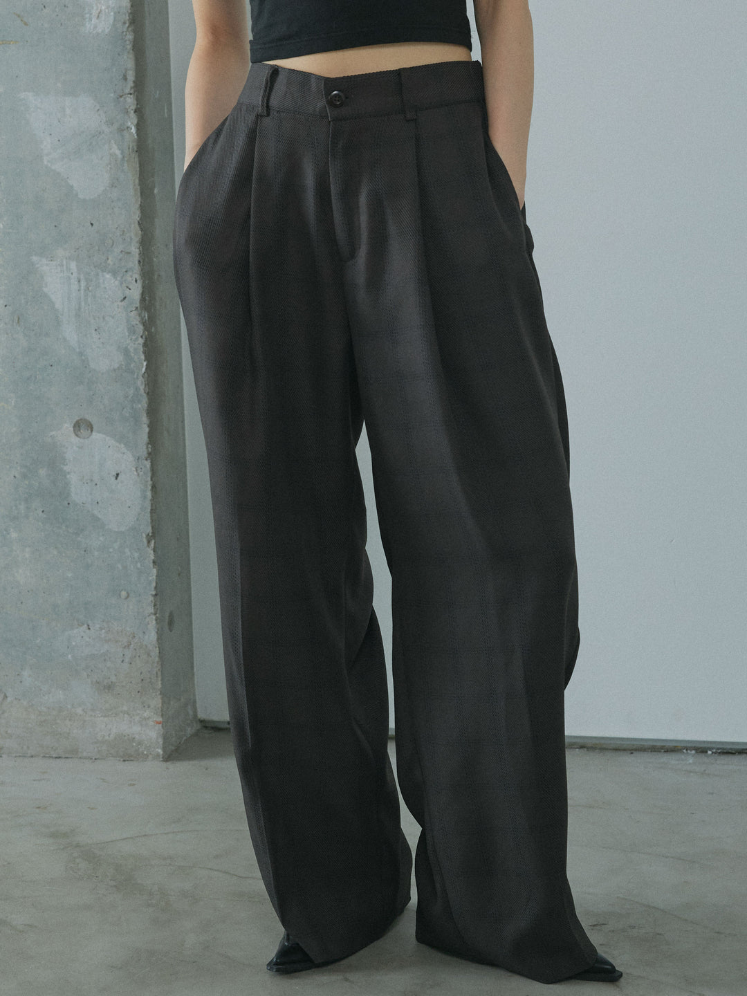 [予約]杢チェックタックパンツ/charcoal