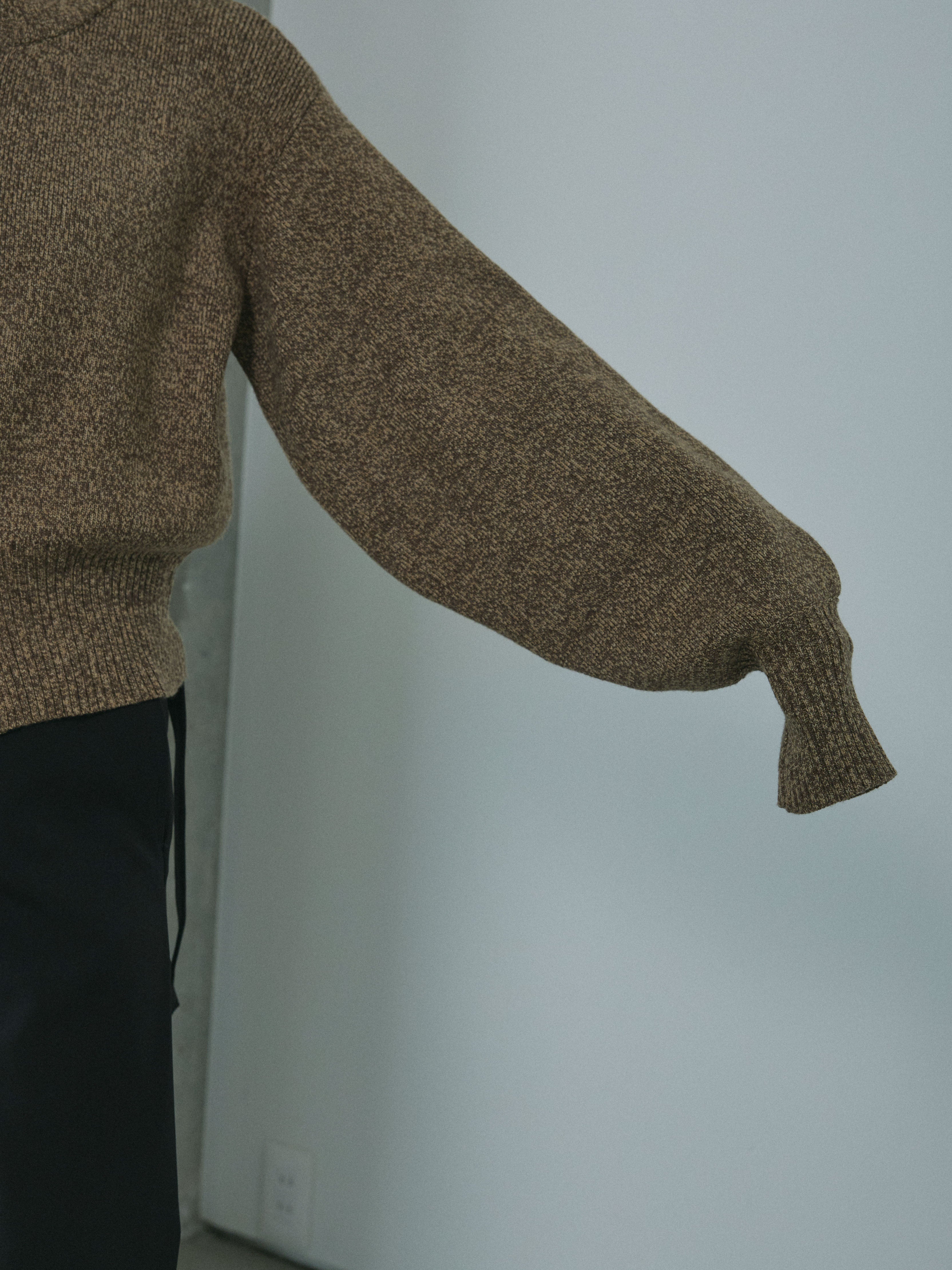 【美品✨】ルネ　カーディガン　アウター　羽織り　ツイード　36 ぺプラム 美品✨】ルネ カーディガン アウター 羽織り ツイード 36 ぺ