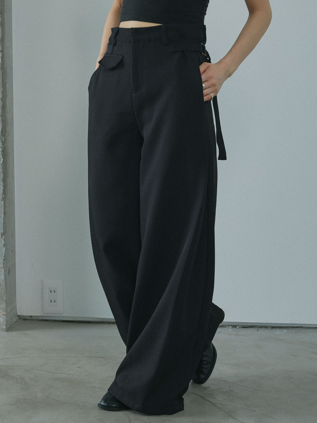 [予約]サイドタックワイドパンツ/black