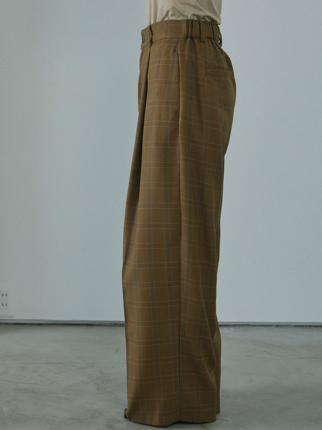 [予約]杢チェックタックパンツ/brown