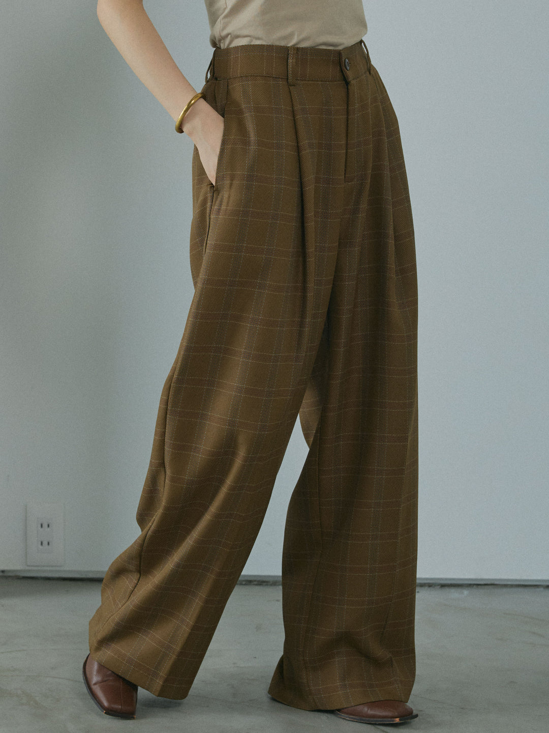 [予約]杢チェックタックパンツ/brown