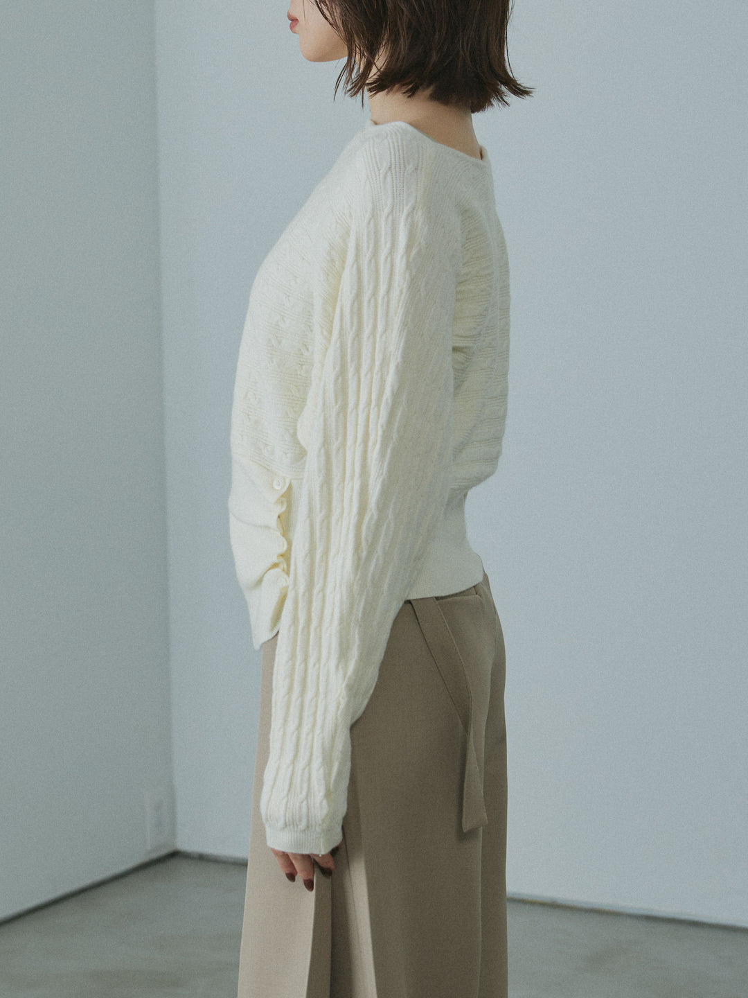 [予約]ワンショルケーブル編みニット/ivory