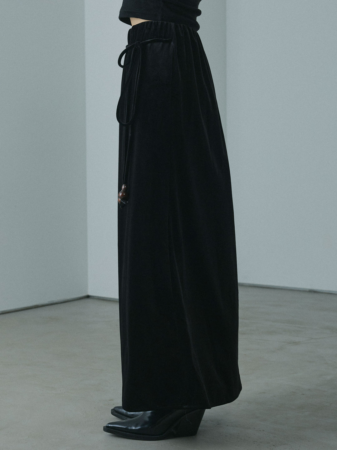 [予約]ベロアナロースカート/black