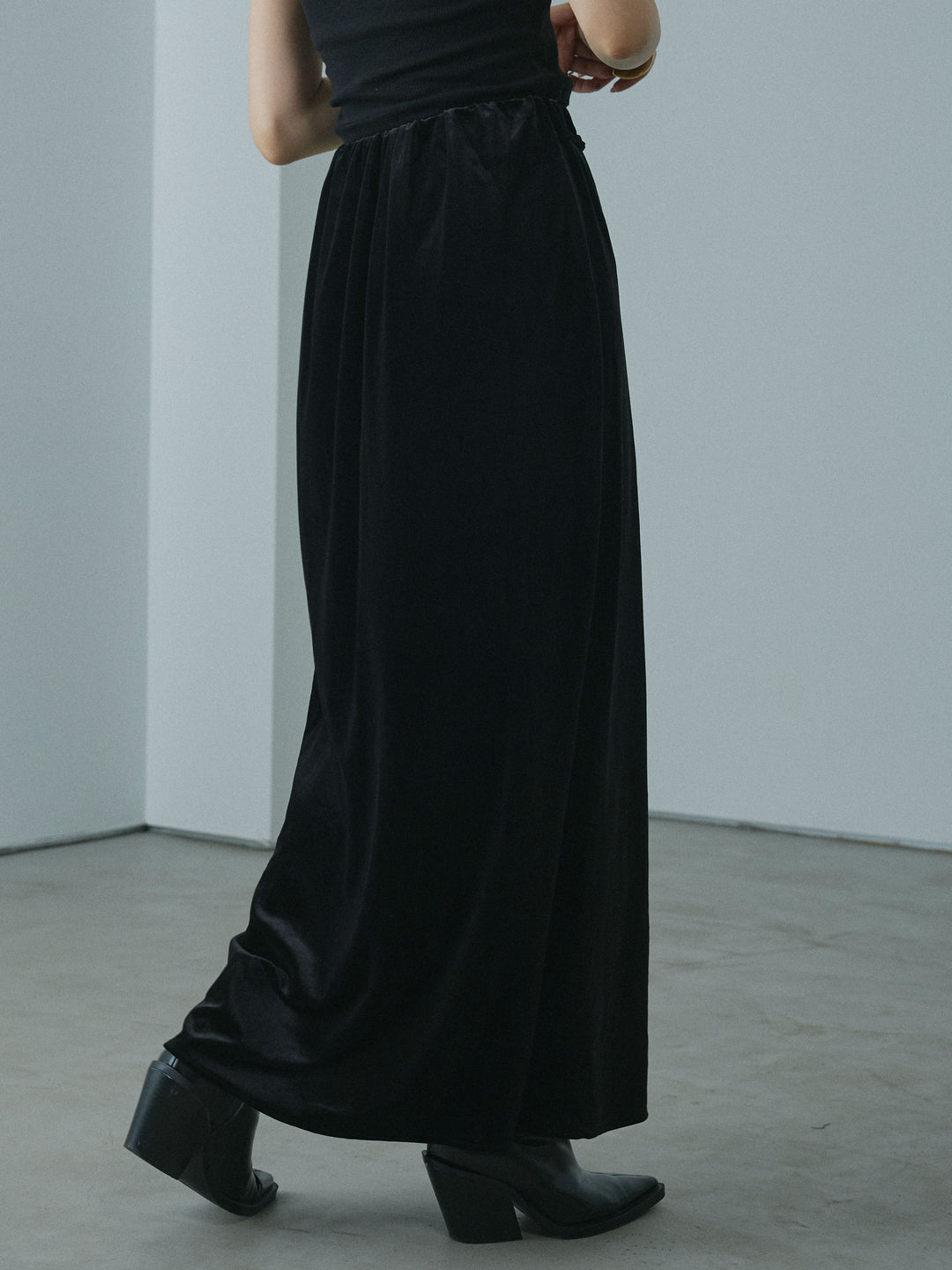 [予約]ベロアナロースカート/black