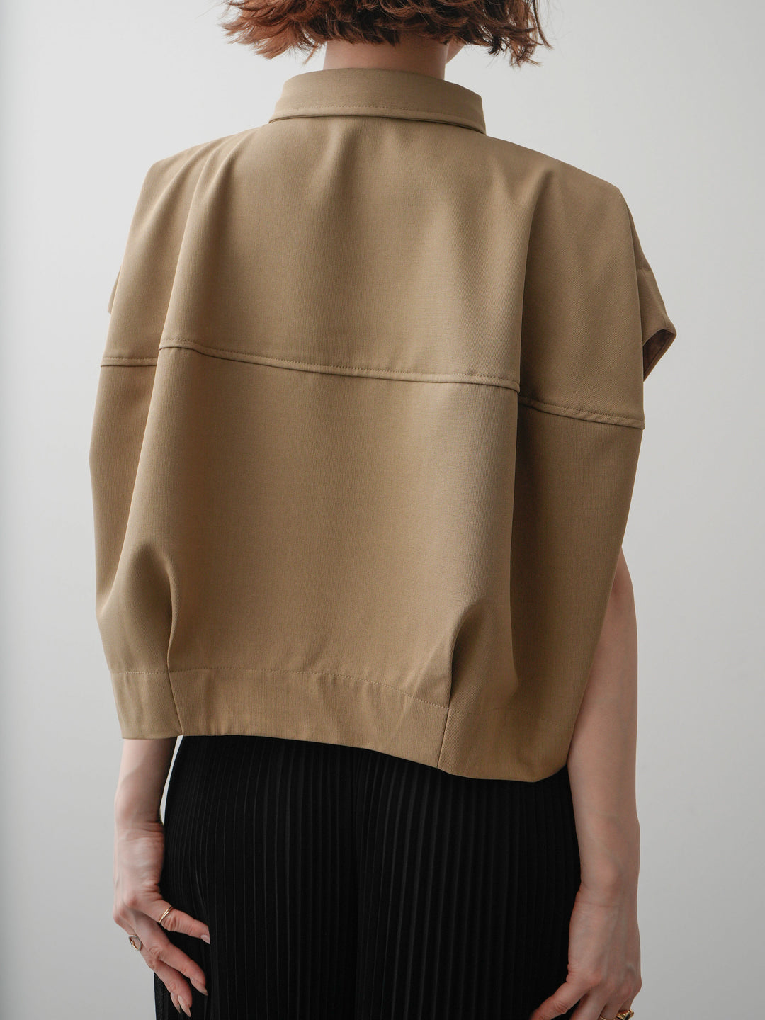 [予約]クレープデシンランタンノースリシャツ/beige