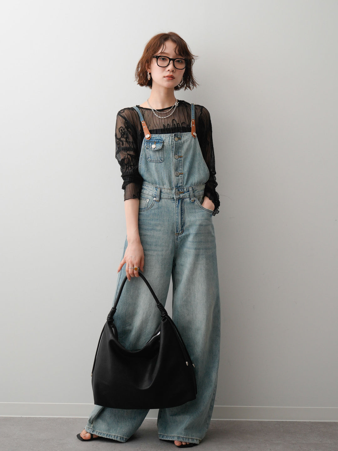 [予約]レザーコンビストラップデニムサロペット/lightblue