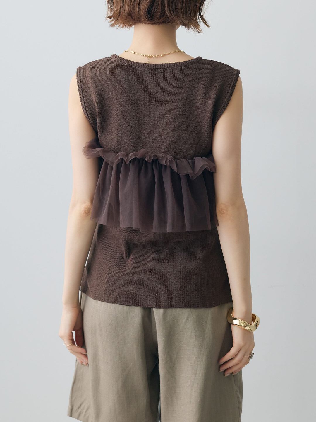 [予約]チュールフリルニットノースリトップス/brown