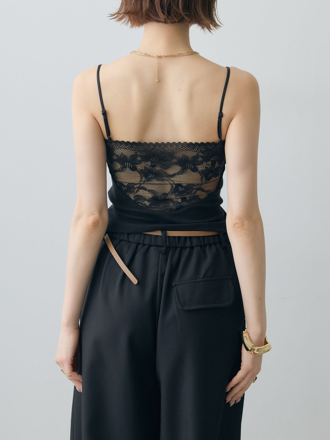 [予約]カップ付バックレースキャミソール/black