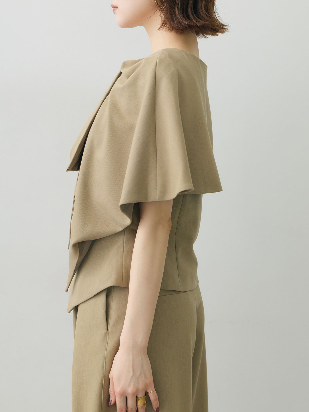 [SET]アシメケープウエストシェイプトップス＆タックカーブパンツSET UP(2SET)