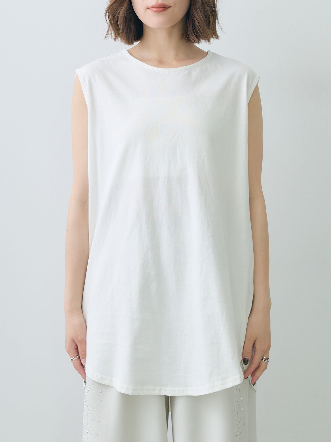 [予約]オーバーサイズノースリカットソー/offwhite