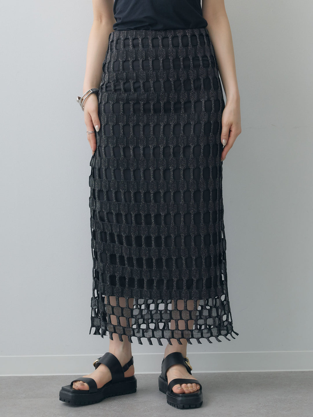 [予約]スクエアメッシュニットIラインスカート/black