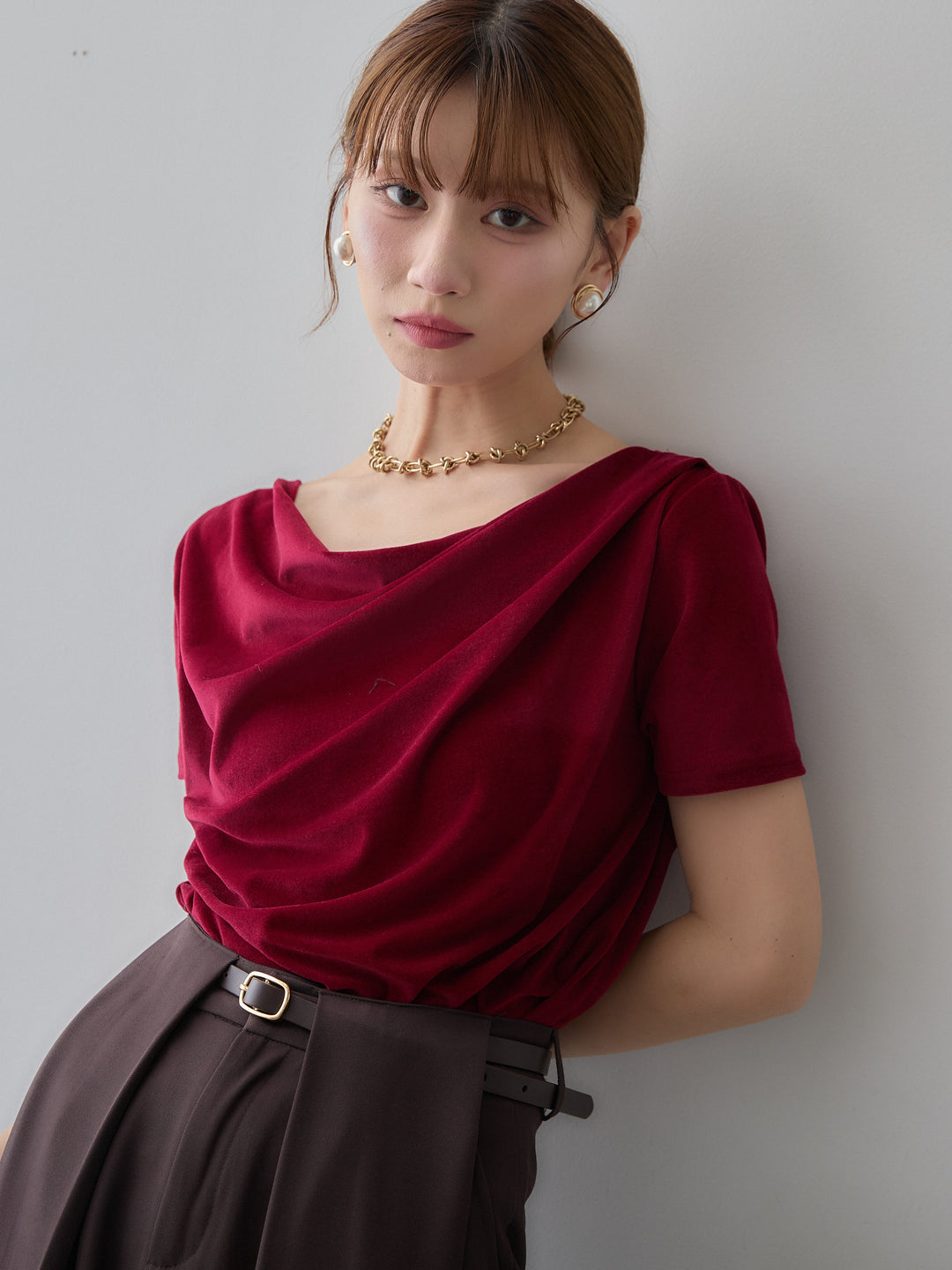 [4]アシメネックシアーベロアトップス/red