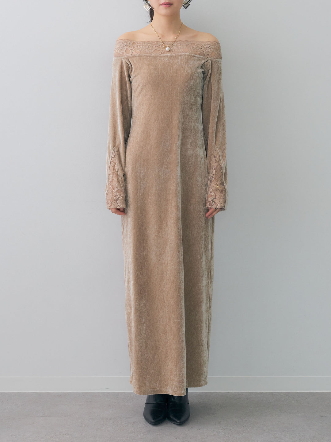 [予約]ベロアレースドッキングオフショルワンピース/beige