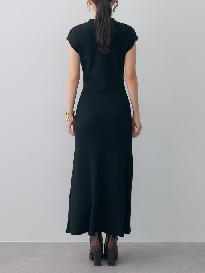 [予約]ボトルネックスリムシェイプフレンチニットワンピース/black