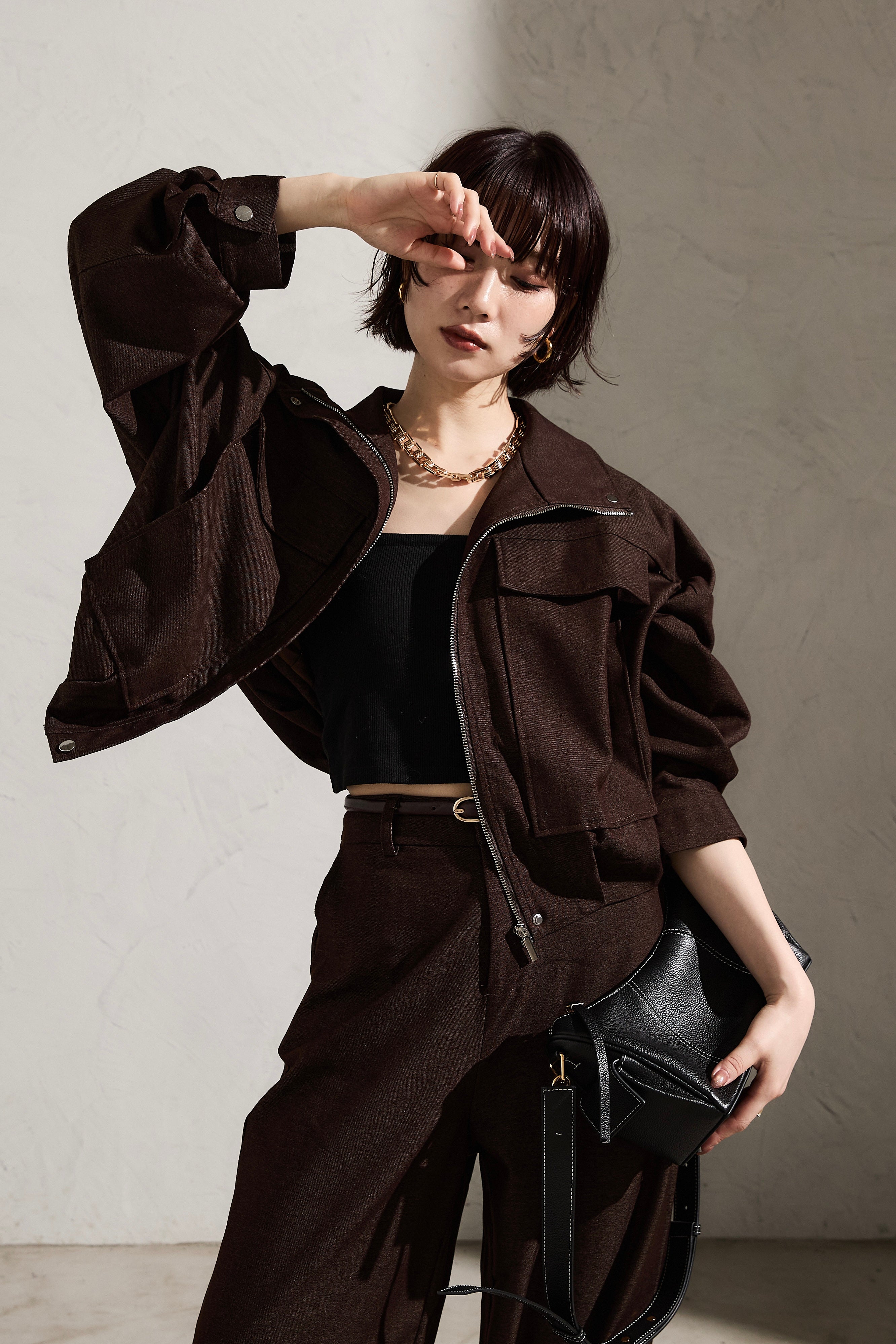 Allure】[SET]タックヘムブルゾン&パンツSET UP – Lumier