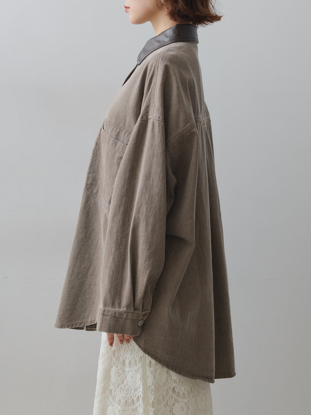 [予約]レザーカラーデザインポケットオーバーシャツ/brown