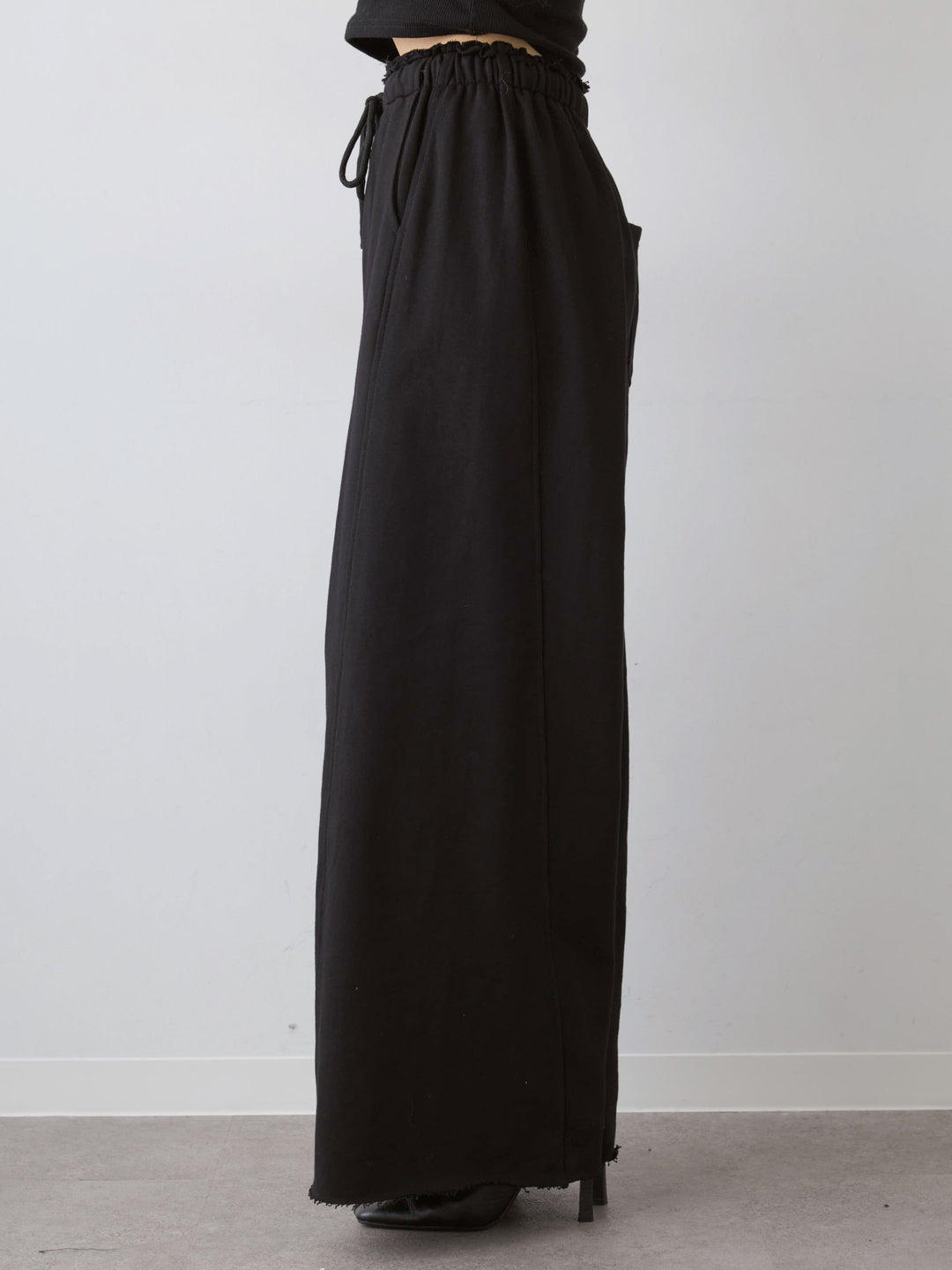 [予約]カットオフスウェットワイドパンツ/black