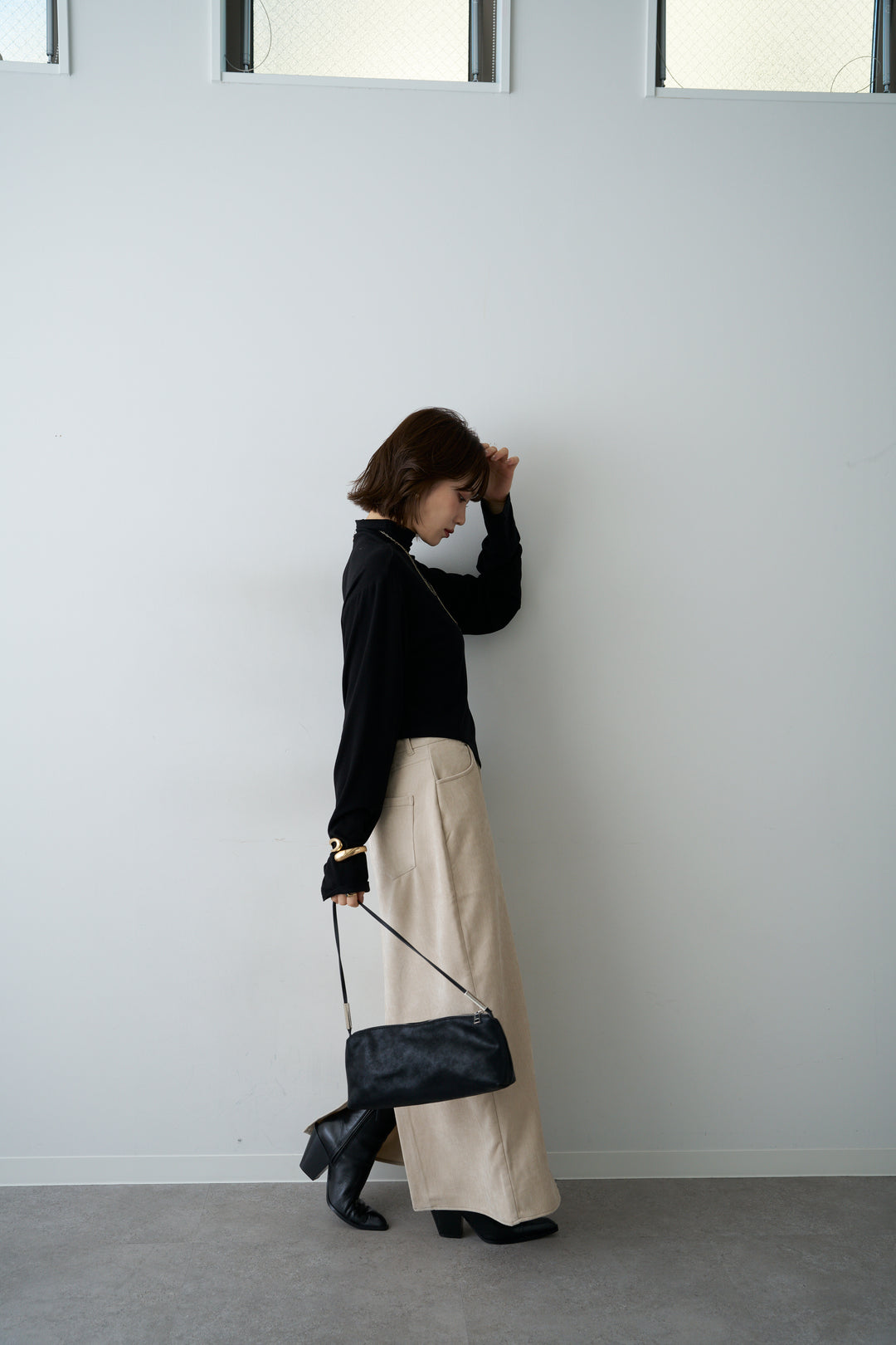 [予約]モックネックアシメヘムトップス/black