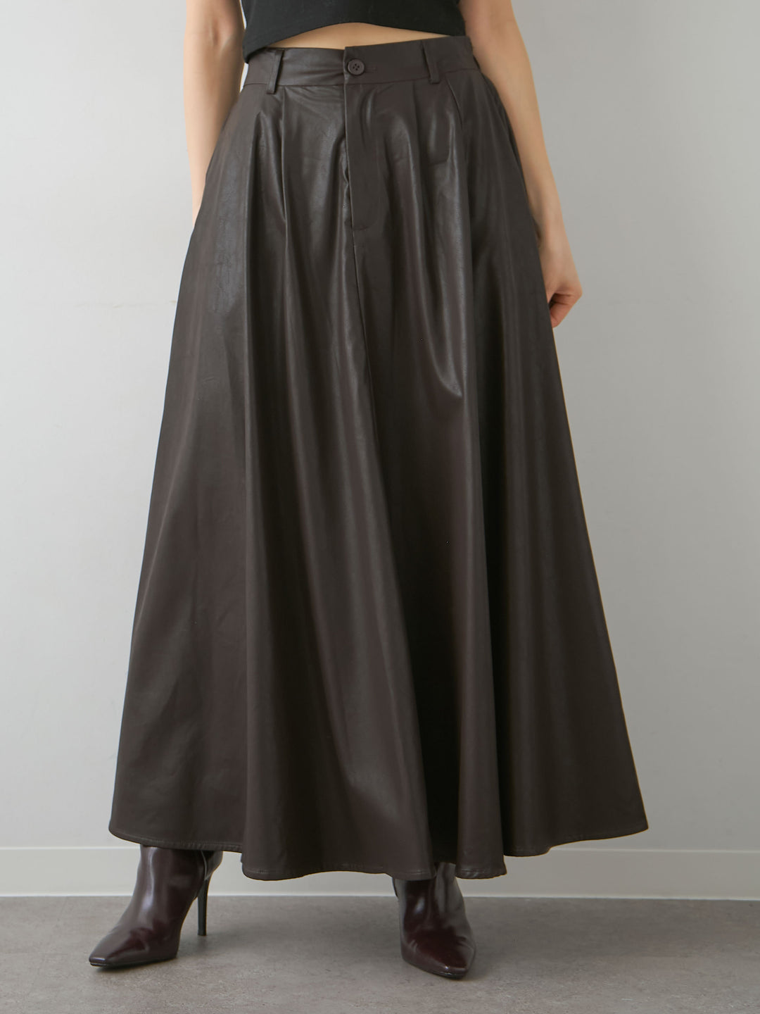 [予約]レザータッチフレアスカート/brown