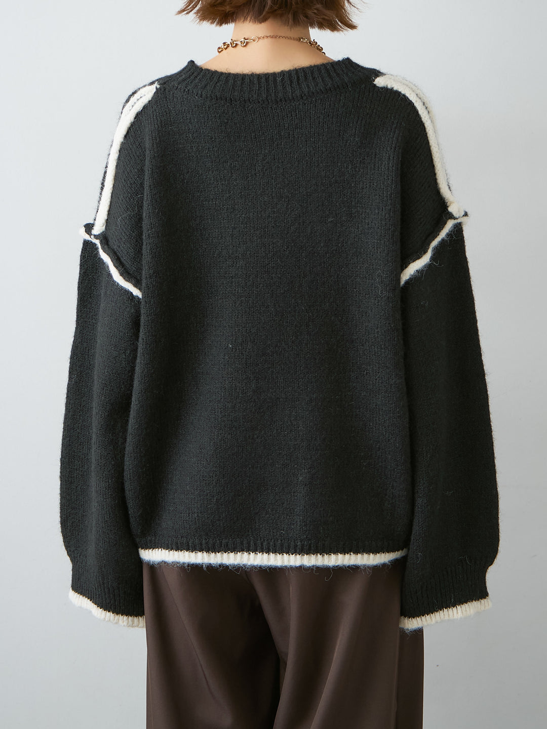 [予約]配色ラインデザインヘムニットプルオーバー/black