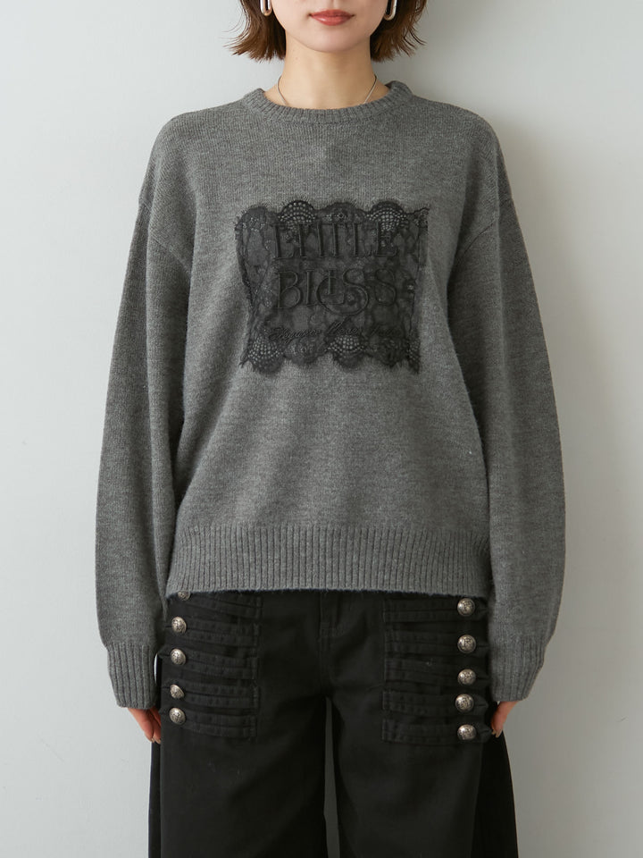 [予約]アルパカタッチ刺繍レースロゴニットプルオーバー/charcoal